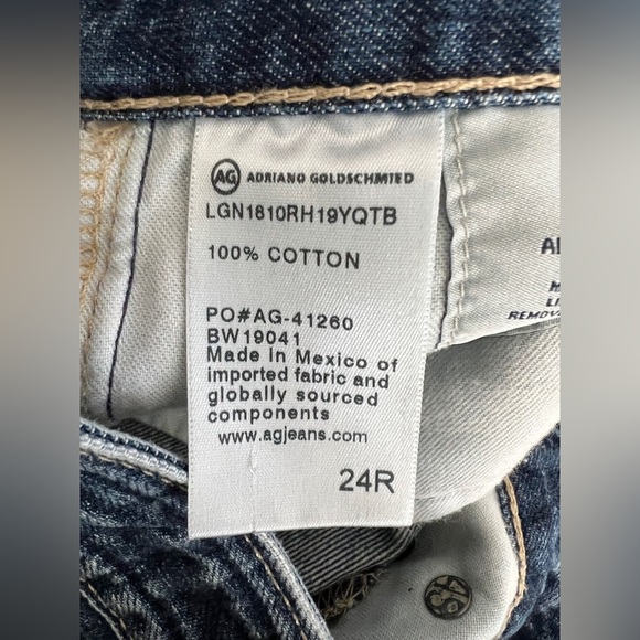 AG - Adriano Goldschmied- Bryn Ex- Boyfriend Cut Offs- 24 R
Aged -Denim - Picture 5 of 5
